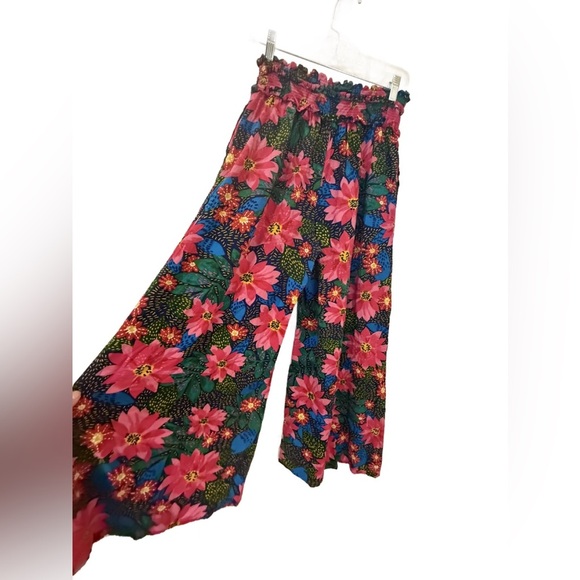 Patrons Of Peace BOHO Palazzo pants in Floral. Size Medium - Picture 6 of 7